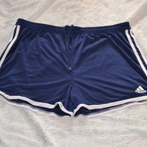 Adidas Women's Active Shorts Size XL Climacool